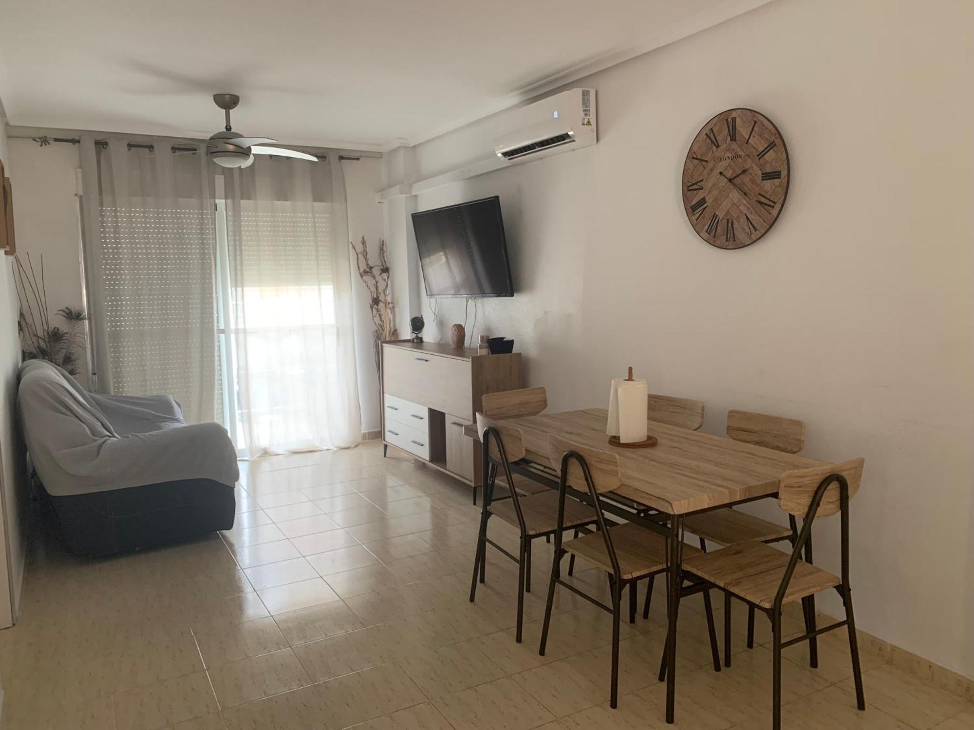 Tres Beau T4 Torrevieja Renove Et Moderne Apartment Exterior photo